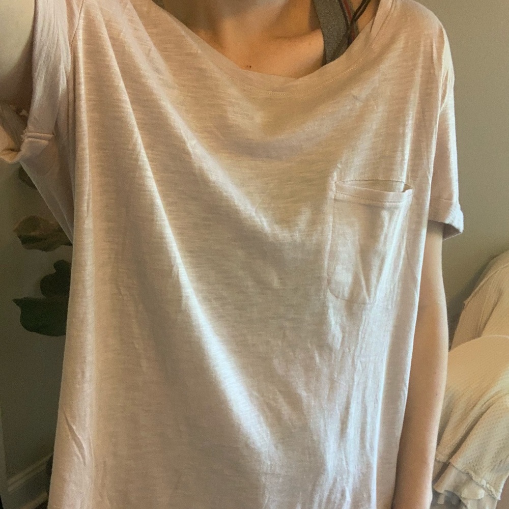 Basic Tee - Picture 3 of 4